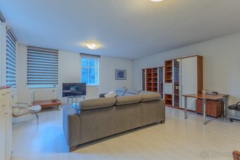 3-izbový byt 120 m2 v centre - Mikulášska ulica, Staré Mesto - 3