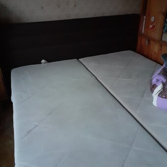Manželská posteĺ - 3