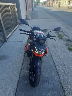 Predám Aprilia Tuono 457 - 3