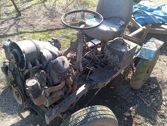 Predám traktor domácej výroby - 3