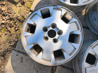 Volvo V70 XC P80 - originál 15" alu disky - 3