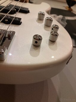 Charvel San Dimas Pro-mod 5 + Darkglass tone capsule - 3
