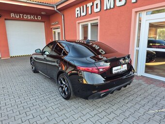 Alfa Romeo Giulia 2.0 Turbo Veloce - 3