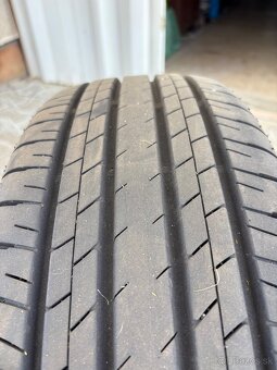 Bridgestone Alenza 225/60 R18 letne - 3