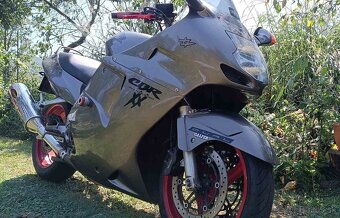 Honda CBR 1100 xx - 3