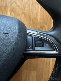 Volant Škoda Superb III - 3