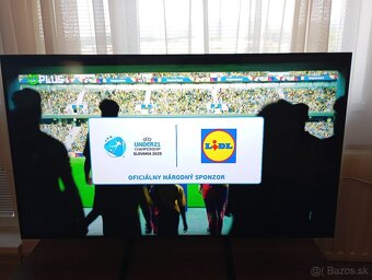 QLED Samsung QE55Q60R - 3