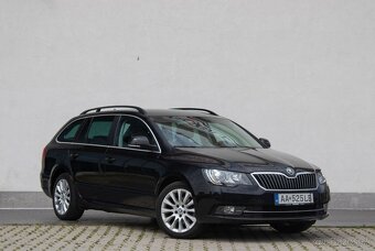 Škoda Superb Combi 2.0 TDI CR 170k Elegance 4x4 DSG - 3
