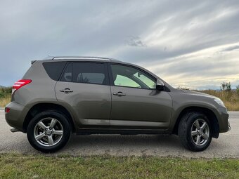Toyota RAV4 2.0 benzin CVT 4x4 automat, SR-2012 - 148 357 km - 3