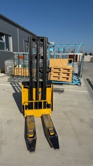 vysokozdvižný paletový vozík YALE MS10E-2860 - 3