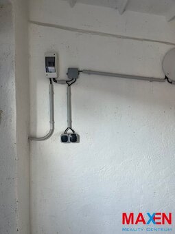 Na predaj garáž – Košice – Sever, Račí potok (pri Amfiteátri - 3