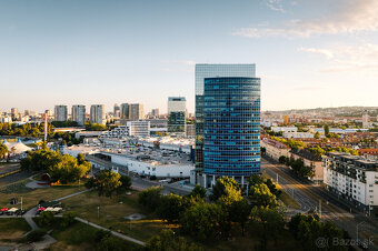 Prenájom novozrekonštruovaného samostatného kancelárskeho tr - 3