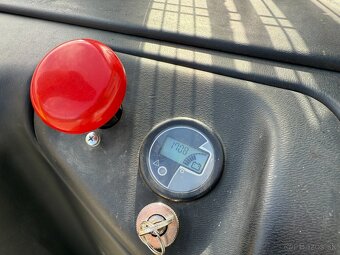 Ručný vysokozdvižný vozík Hyster S1.2AC 2014 triplex 3.8m - 3