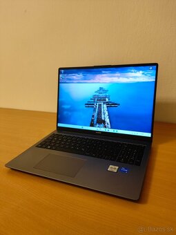 Huawei MateBook D16 i5 16GB 512 GB SSD - 3