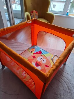 CHICCO Ohrádka detská - top stav - 3