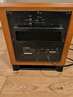 Yamaha yst sw015 - 3