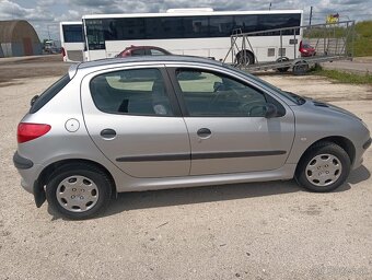 Predám auto Peugeot 206 - 3