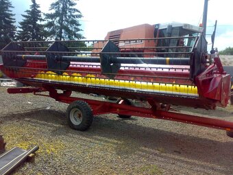 Obilný kombajn MASSEY FERGUSON 40RS - 3