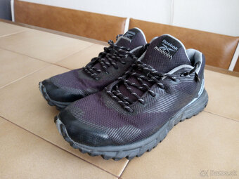 Panske bezecke Gore-Texove botasky Reebok. - 3