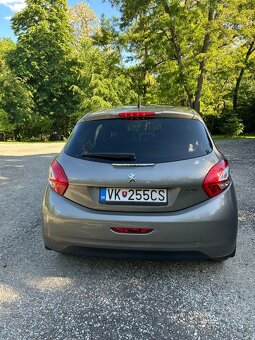 Peugeot 208 - 3