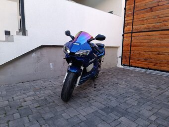 Yamaha YZF-R6 - 3