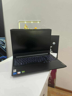 Lenovo Ideapad Gaming 3 / i5 -11300H / GTX 1650 / 16GB RAM - 3