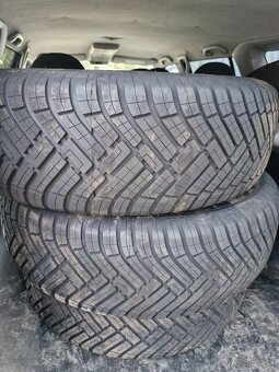 245/70 R16 - 3