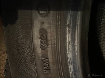 zimne pneu 215/60r16 dunlop - 3