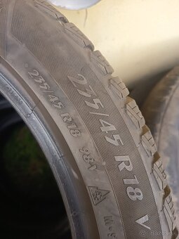 235/45r17 - 3