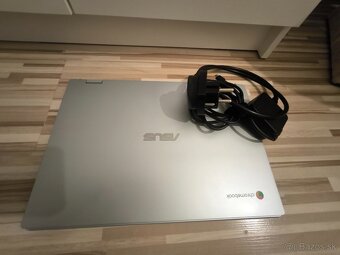 Notebook Asus Chromebooku - 3