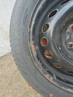 4ks zimnych pneu na ocelovych diskoch - 3