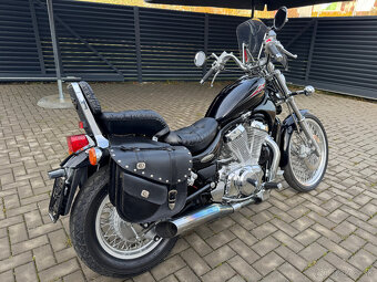 Suzuki VS 600 GLU Intruder - 3