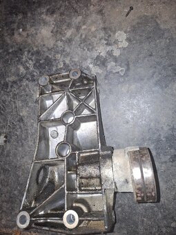 Drziak felicia 1.6 - 3