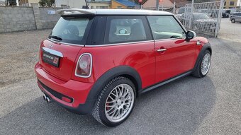 Mini Cooper S 1.6i 16V 163k MT6 3dv. HB za 5.500 € - 3