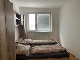Spálňa- nábytok - 3