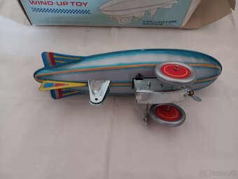 Stará kovová hračka Zeppelin - 3