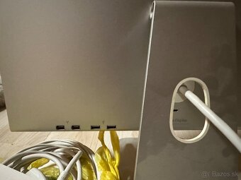 Apple cinema display 19” - 3