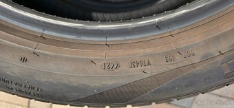 235/50 R20 100T Letné - 3