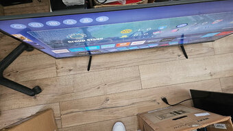 55palcový 4K smart TV Hisense - 3