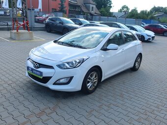 Hyundai i30 HB 1.4i 73kW KLIMA TAŽNÉ 1MAJITEL ČR - 3