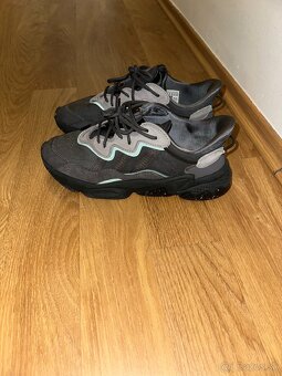 adidas OZWEEGO - 3
