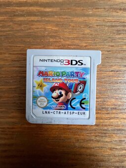 Nintendo 2DS Transparent Red - 3