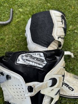 Forma Dominator Comp topanky na motorku - 3