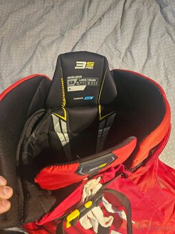 BAUER SUPREME 3S PRO - 3
