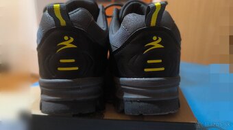 PANSKE BOTASKY 42 - 3