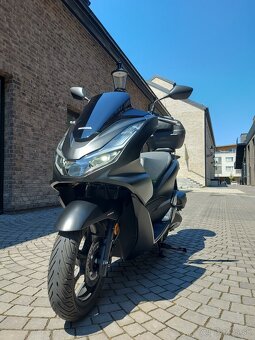 Honda PCX 125, r.v. 2022, TOP stav, iba 2053 km - 3