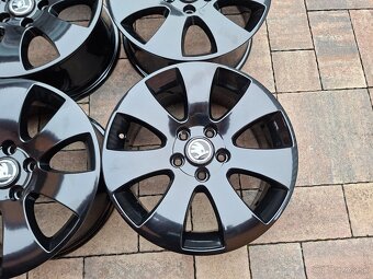 Predám org.hlinikové disky-Skoda-R16 - 3