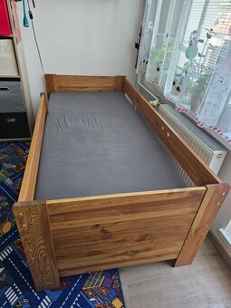 Posteľ s matracom - 3