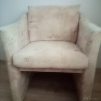 Predám čalúnené kreslo - 3