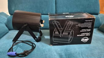 Par výkonný efekt - 3